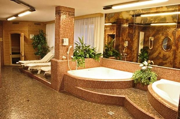Hotel Silvesterhof Dobbiaco Luaran gambar