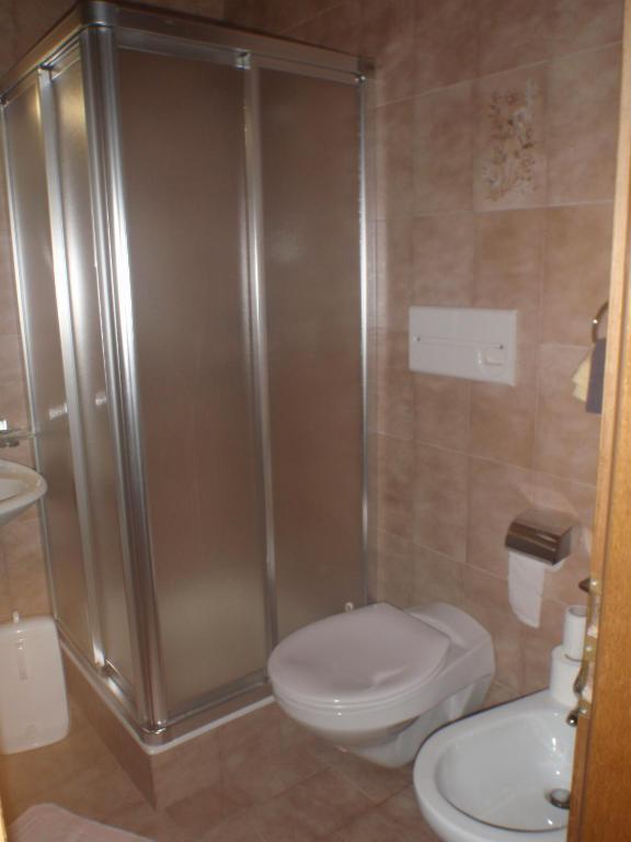 Hotel Silvesterhof Dobbiaco Bilik gambar