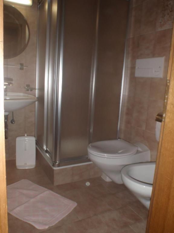 Hotel Silvesterhof Dobbiaco Bilik gambar