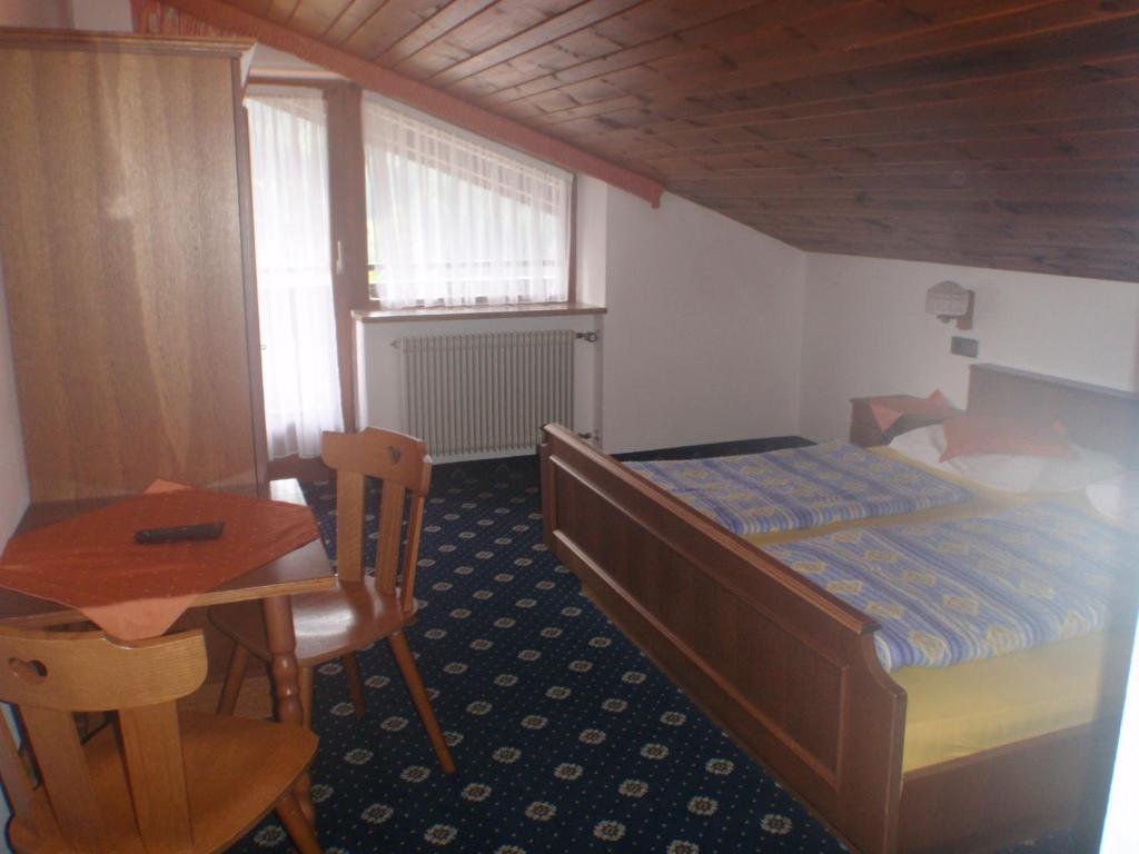 Hotel Silvesterhof Dobbiaco Bilik gambar